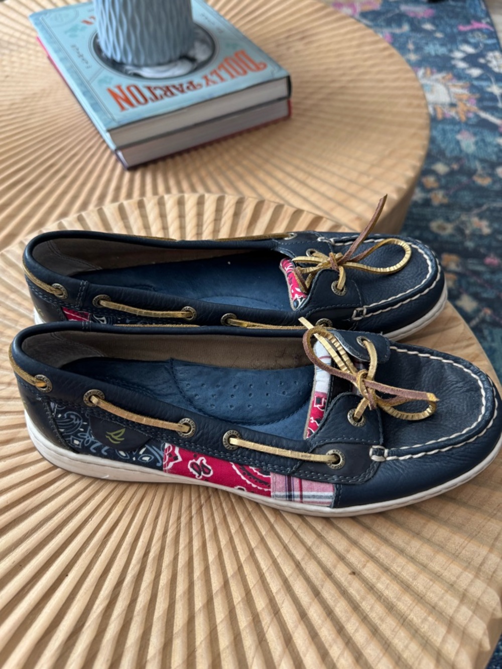 Sperry Women’s Top Sider boat shoes navy red bandana and plaid paisley 8